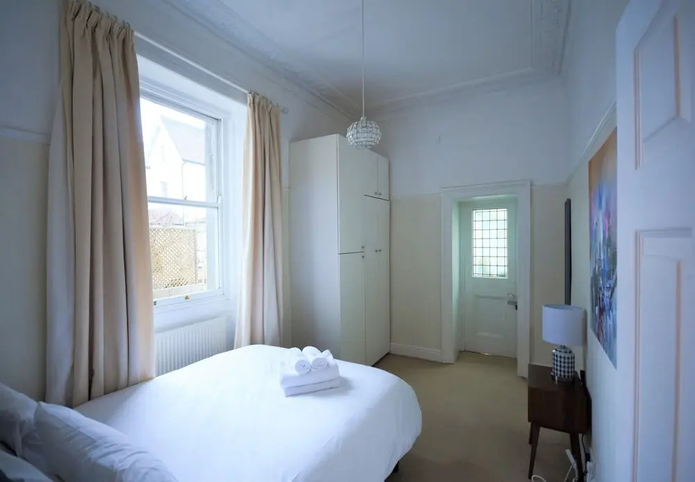 Peaceful & Pretty 2 Bedroom Flat Near Beautiful Clifton