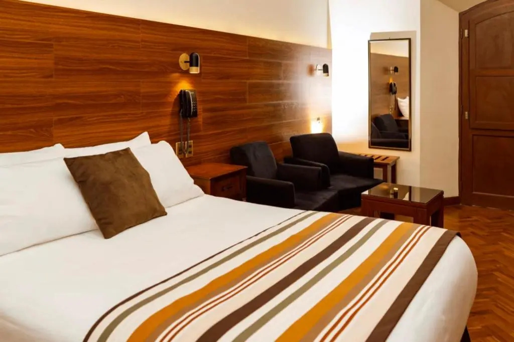 San Juan Suites