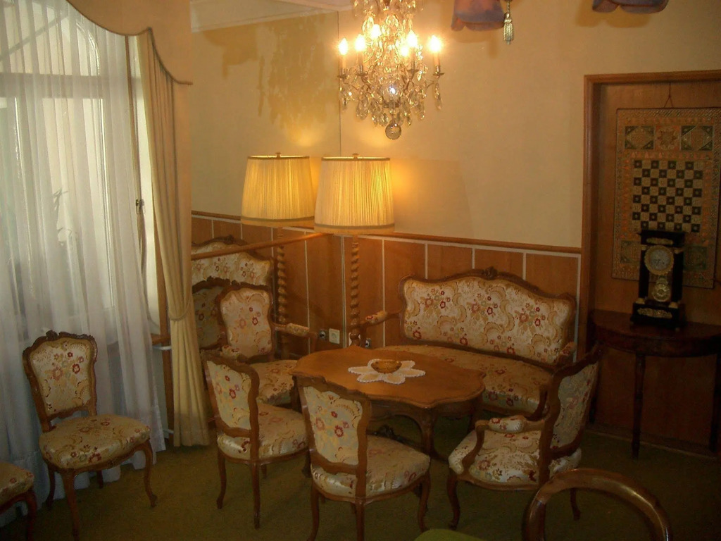 Hotel De La Paix
