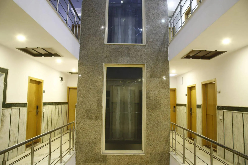 FabHotel Station 3