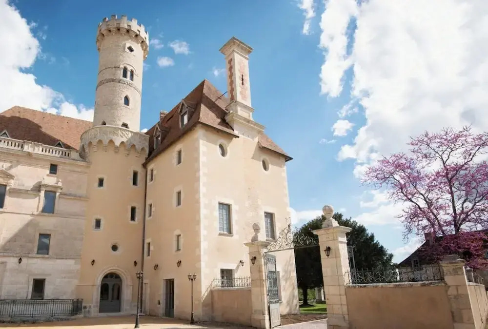 Le logis de labbaye de Saint Savin