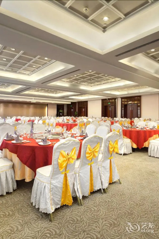 Suzhou Jingzhai Hotel