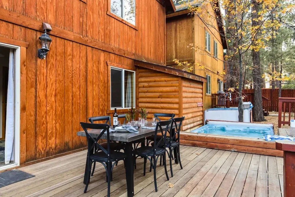 2 Cabins, Close to the Lake Hot Tub, Game Loft, Deck, 6bdr Jumper & Jackhorn