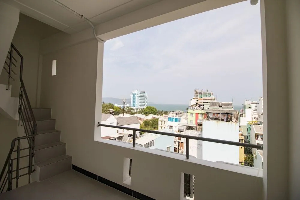 Khch San Bien Xanh