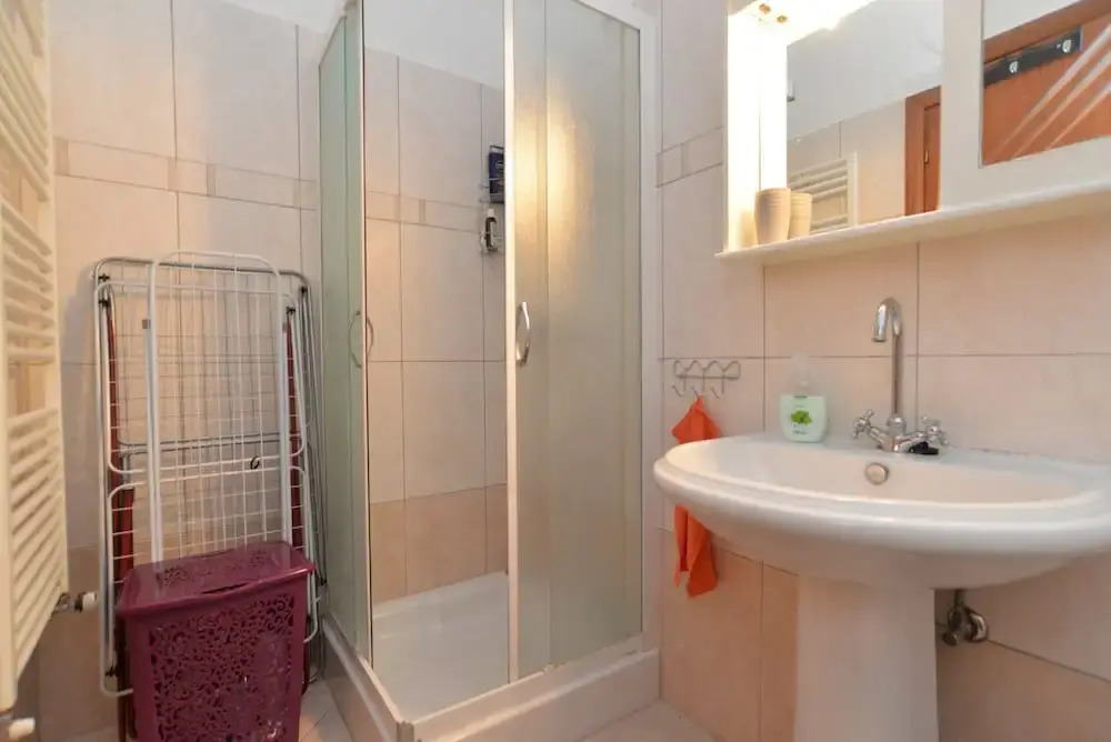 Apartment 1673