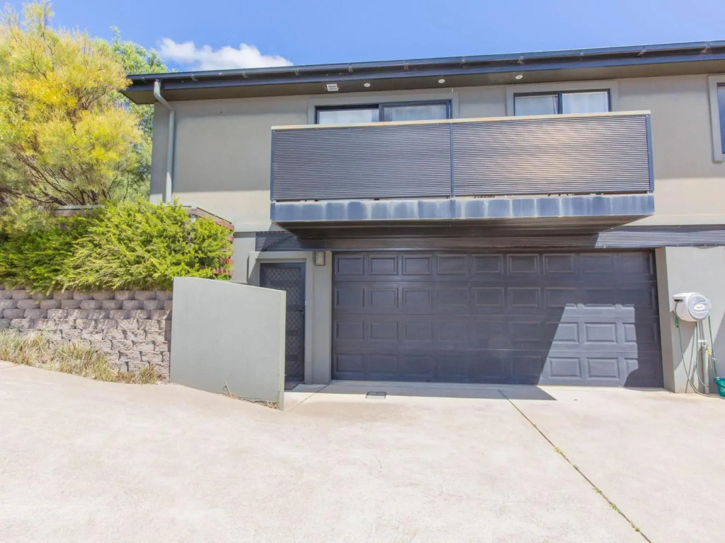 3 123 Gippsland Street
