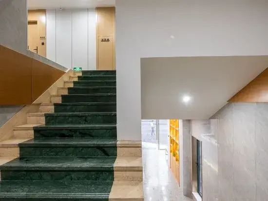 Shanghai Cheng'an Hotel (Fudan Affiliated Pediatric Hospital Jinjiang Paradise Subway Station)