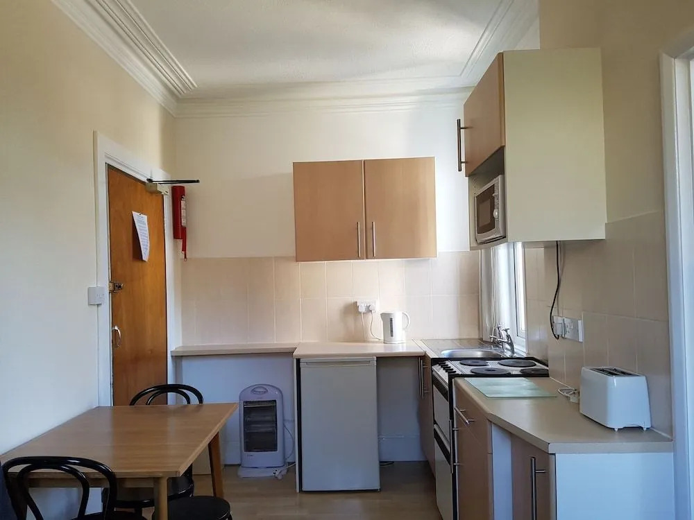 Coombe Lodge Holiday Flats