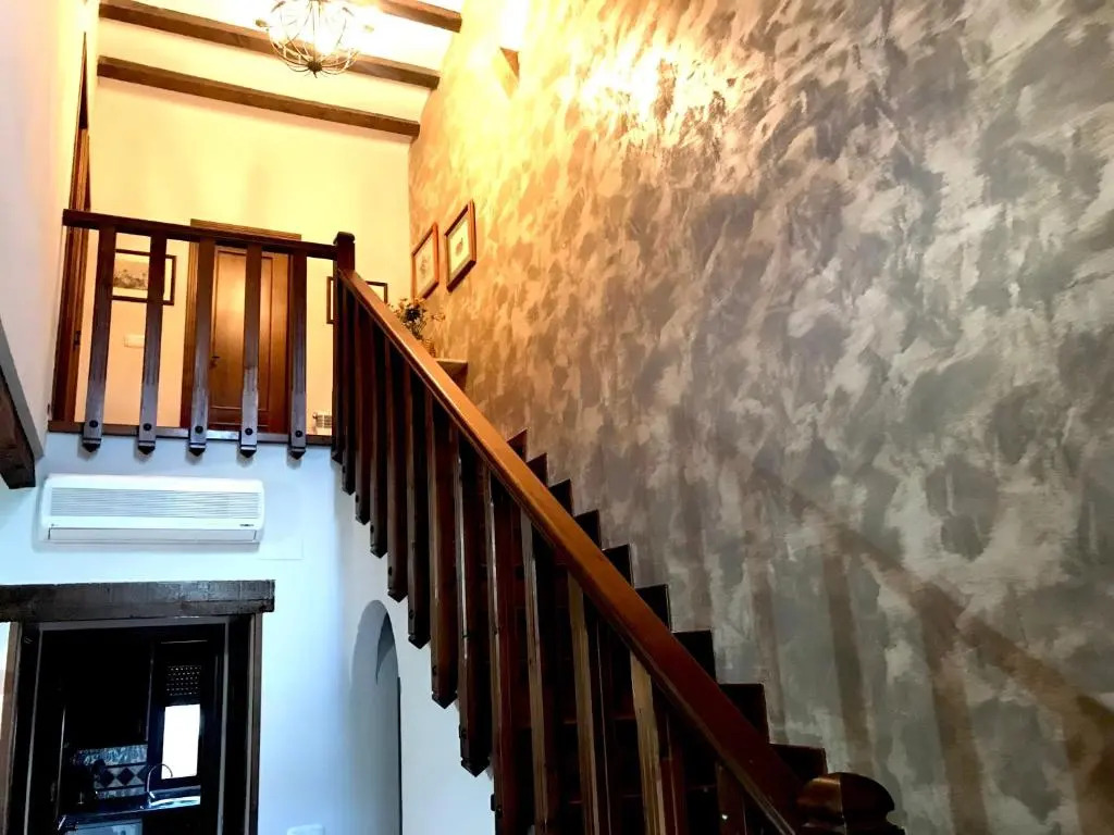 Vistaluque - Casa Adosada de 3 habitaciones con Piscina y Pista de Padel