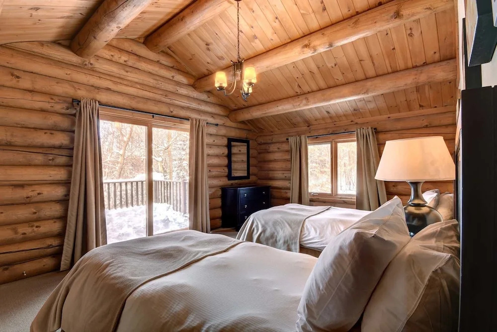 Chalet Sioux