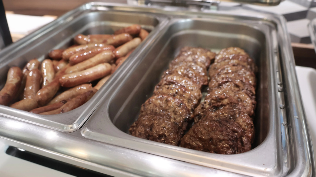 Holiday Inn Express & Suites Morton Peoria Area by IHG