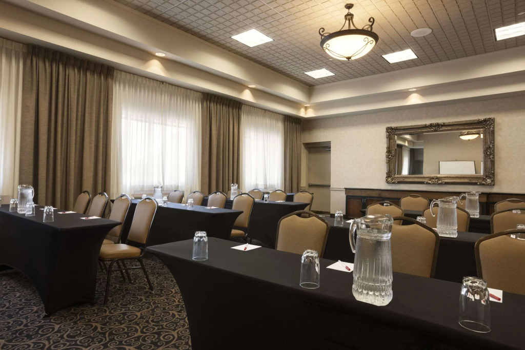 Ramada by Wyndham Toms River