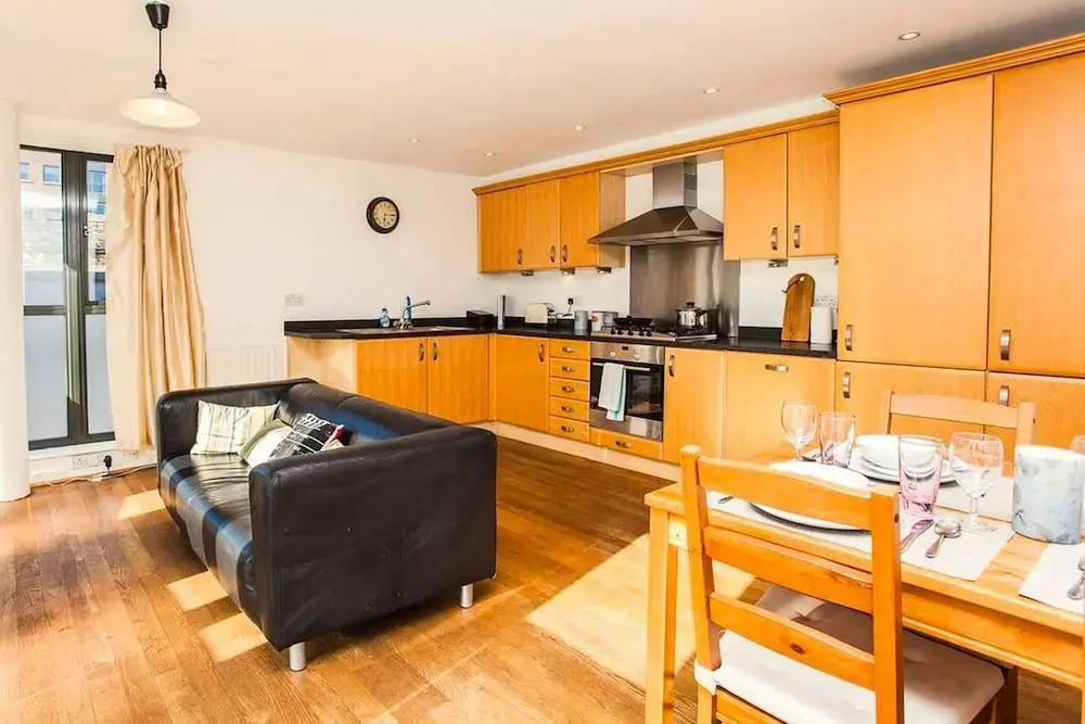 Platinum Apartments in Southwark 9992