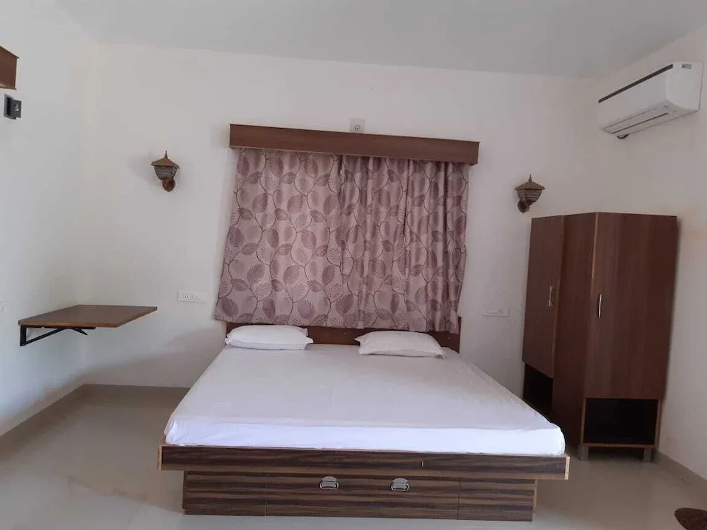 Aranya Kutir Resort