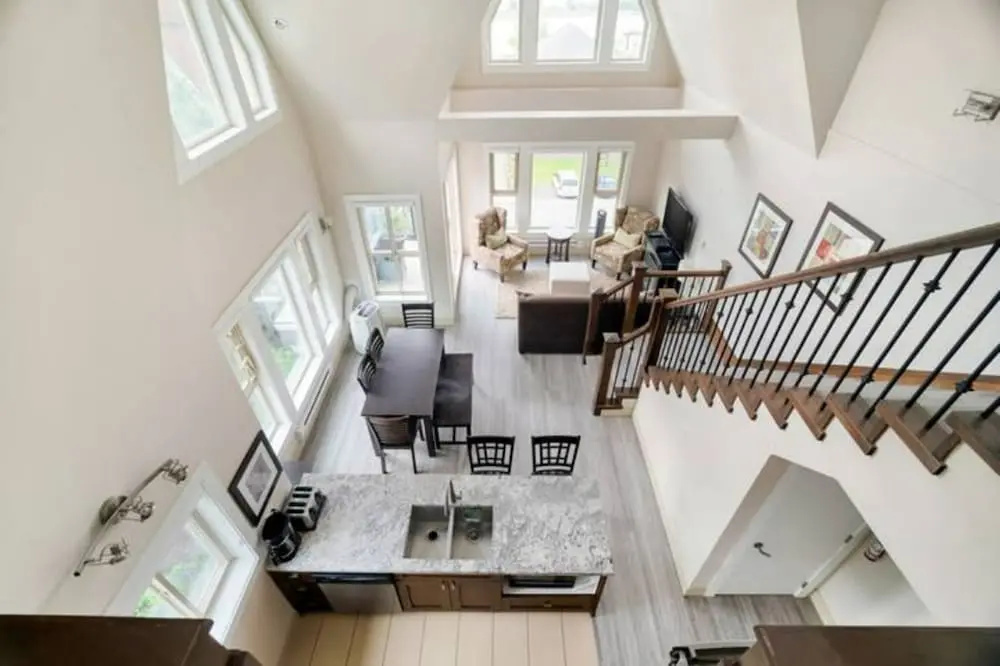 Penthouse Lake Home 3BR Amazing View