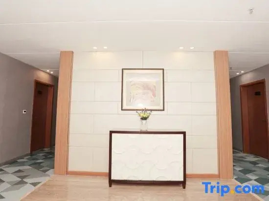 Suiyue Hotel (Yongzhou Ningyuan Jiuyi Times Square)
