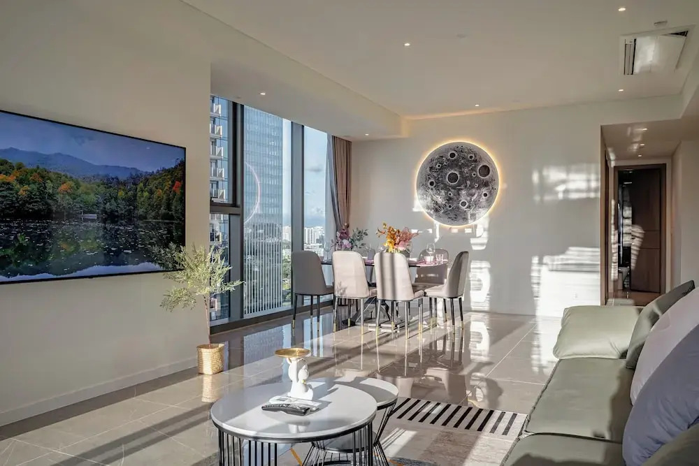 The Opera Residence Luxury Vacation