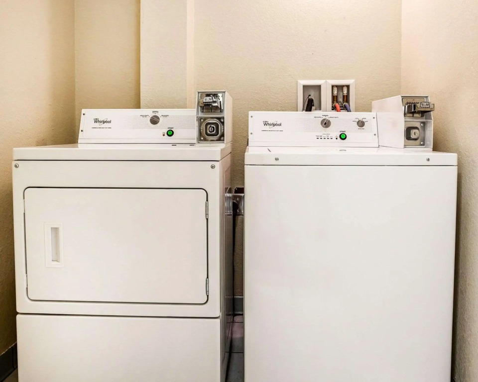 Quality Inn & Suites Altoona - Des Moines