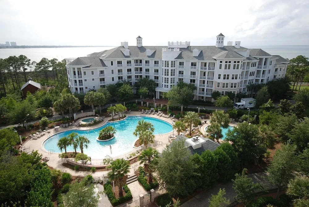 Bahia 4215 - Second Floor - Studio - Sleeps 4