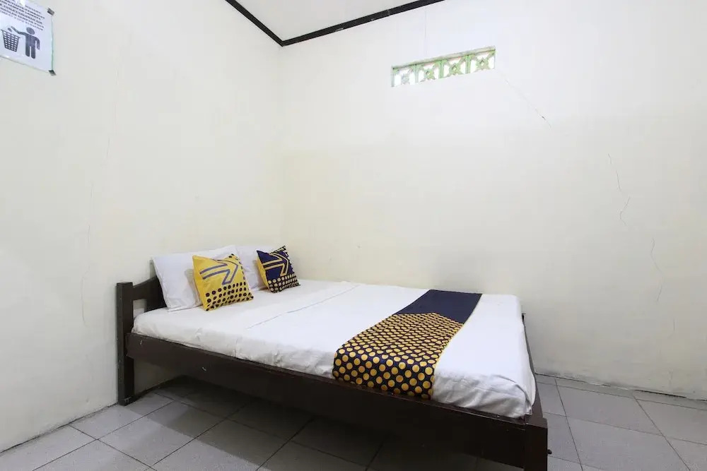 Hotel O Penginapan Tanjung Alang Syariah