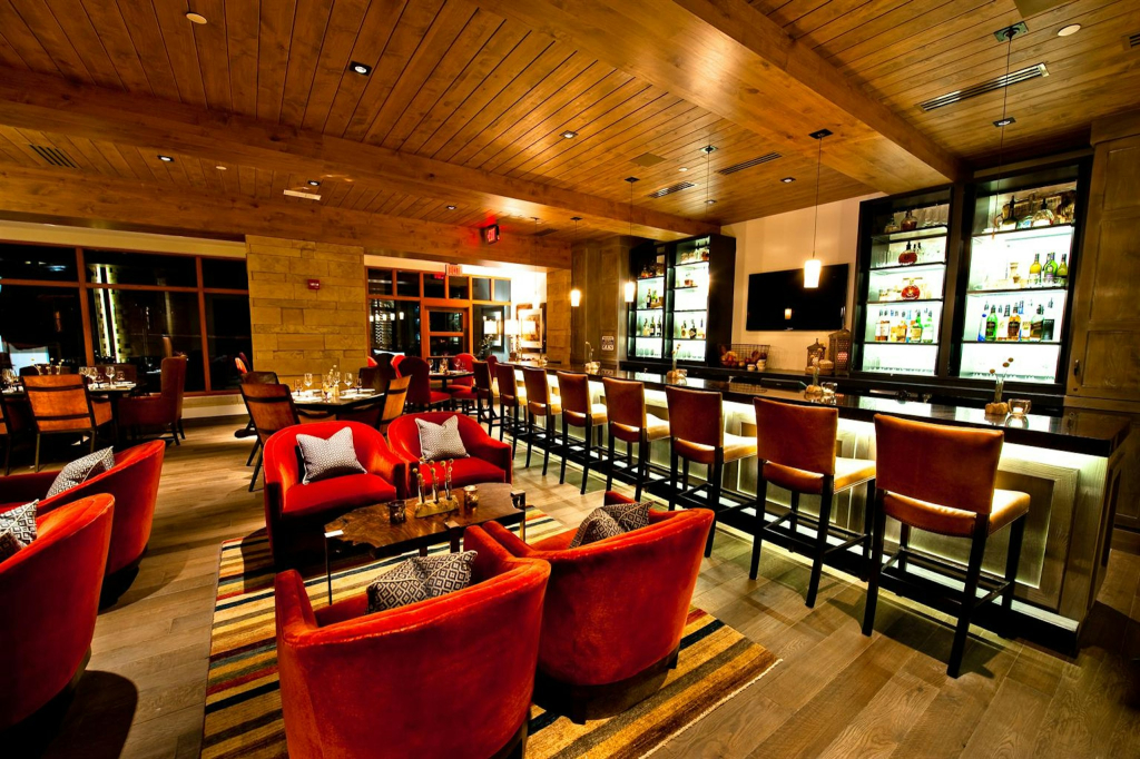 Unequalled Ski in Out, Next to Gondola, Sundial hotel room, Pool, Hot tub, Condo Nast Winner C316A