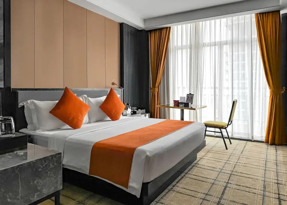 OCEAN HOTEL