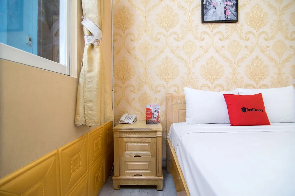 RedDoorz @ Pham Ngu Lao Street 4