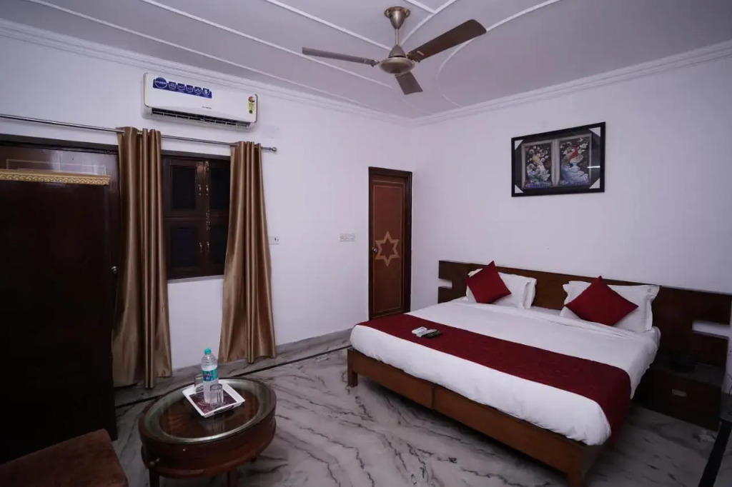 Hotel Lecston inn