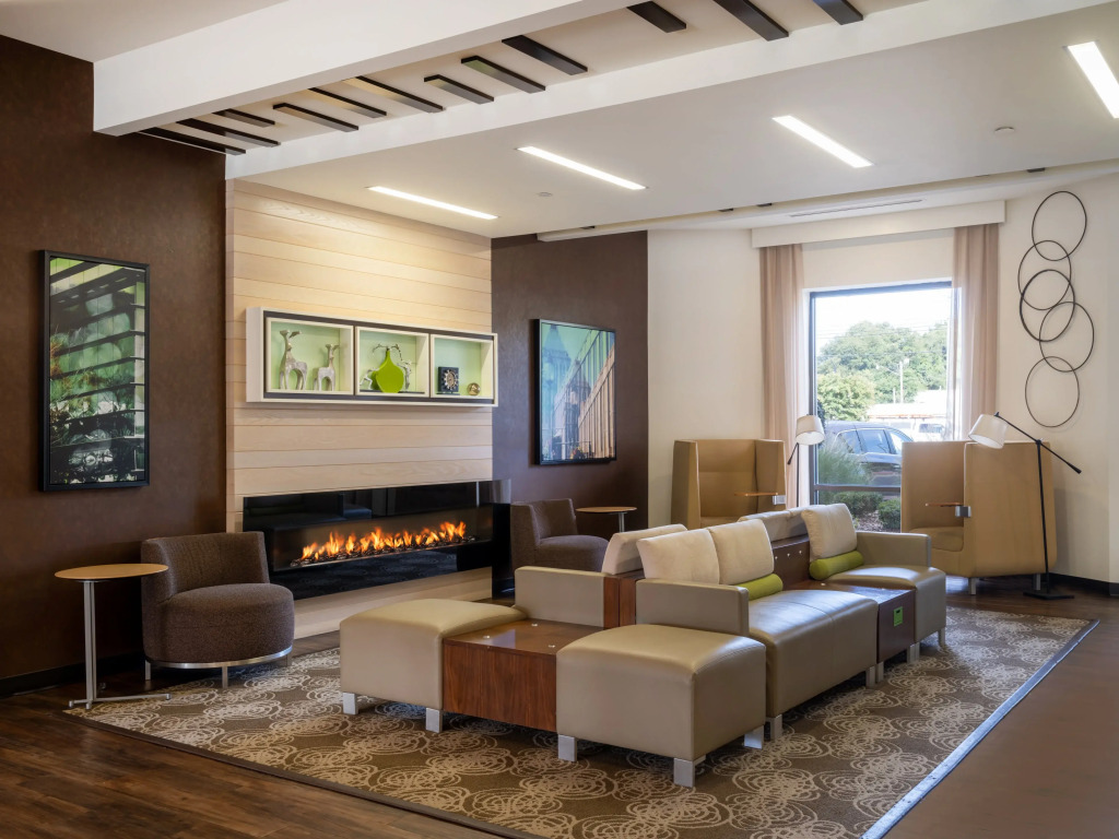 Holiday Inn Greensboro Coliseum by IHG