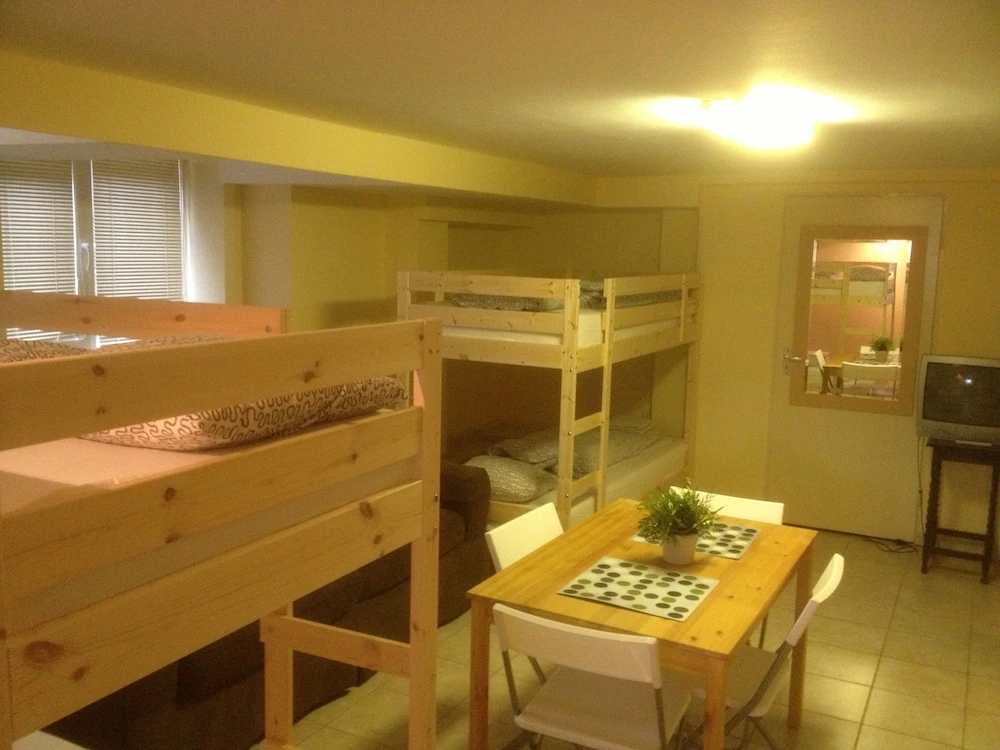 Hostel Lakeside