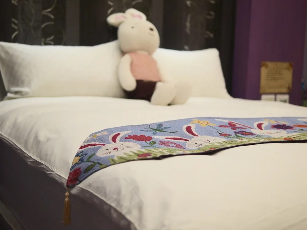 Big City Small House Homestay