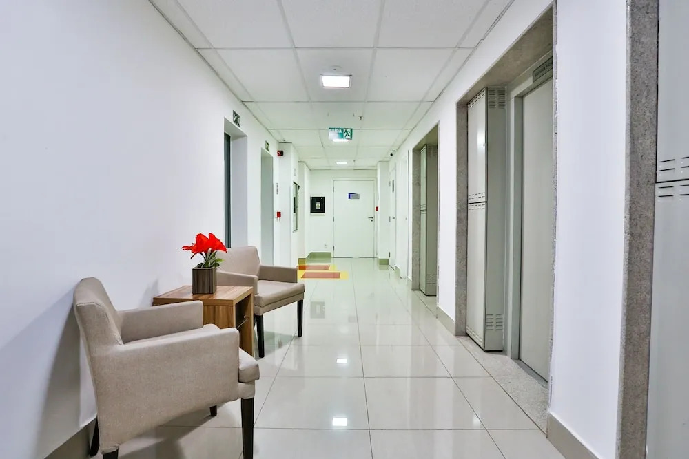 MG Flats & Residence