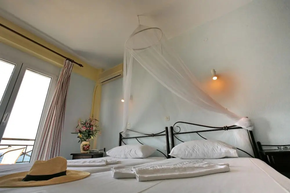 Pebble Beach Hotel