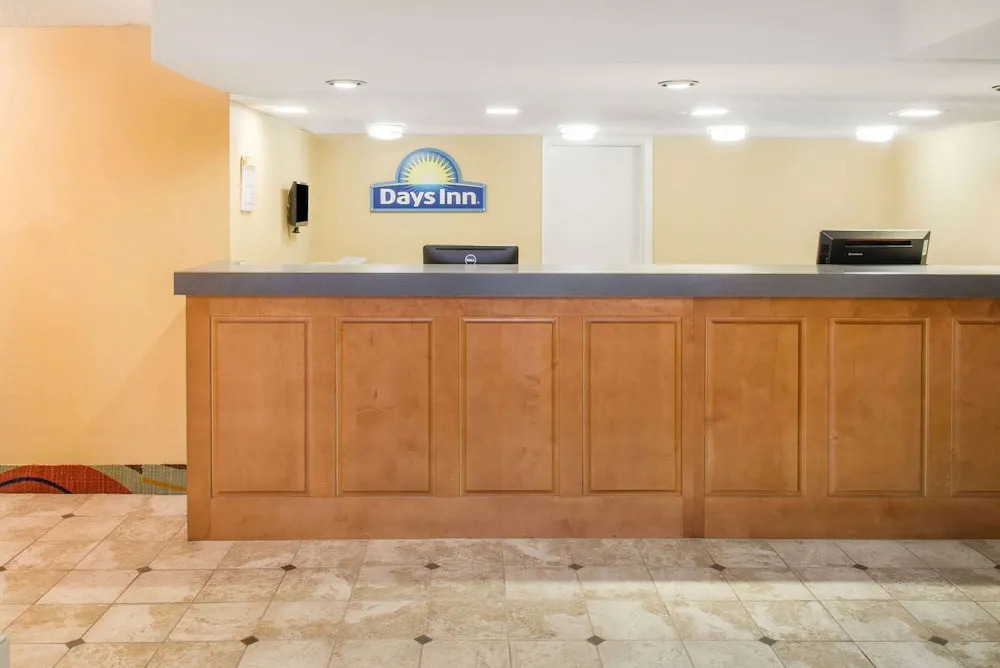 Days Inn Roanoke Near I-81