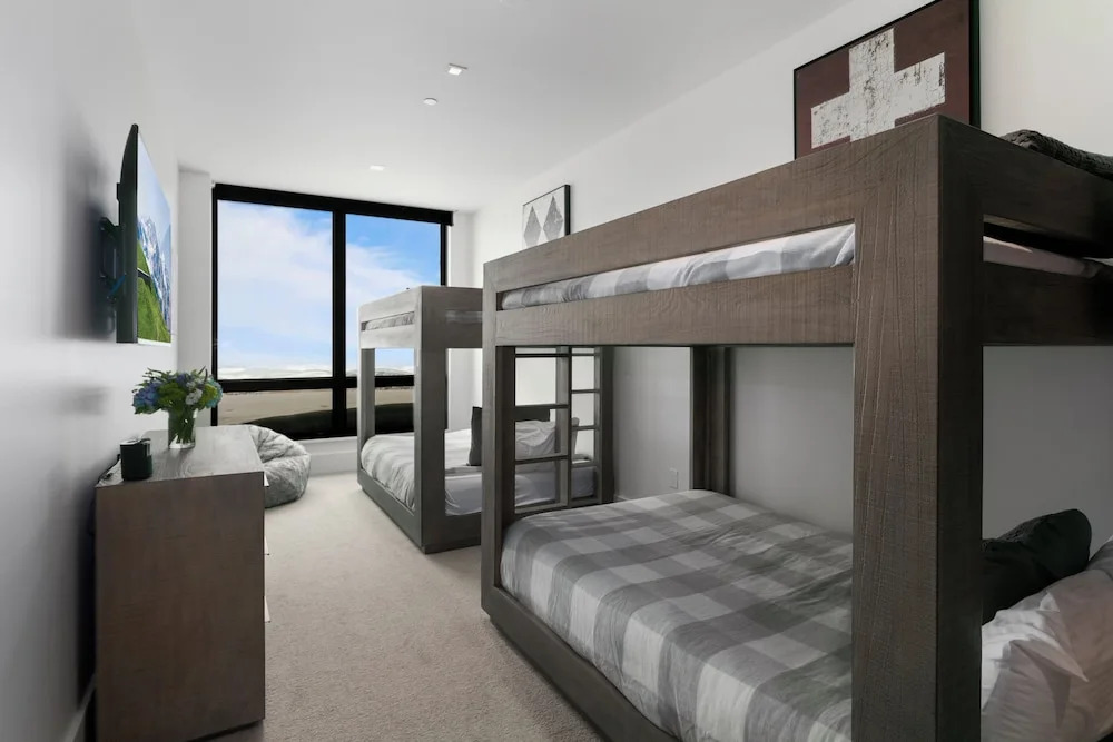 Argent at Deer Valley Resort - Three Bedroom Deluxe #103 3 Condo
