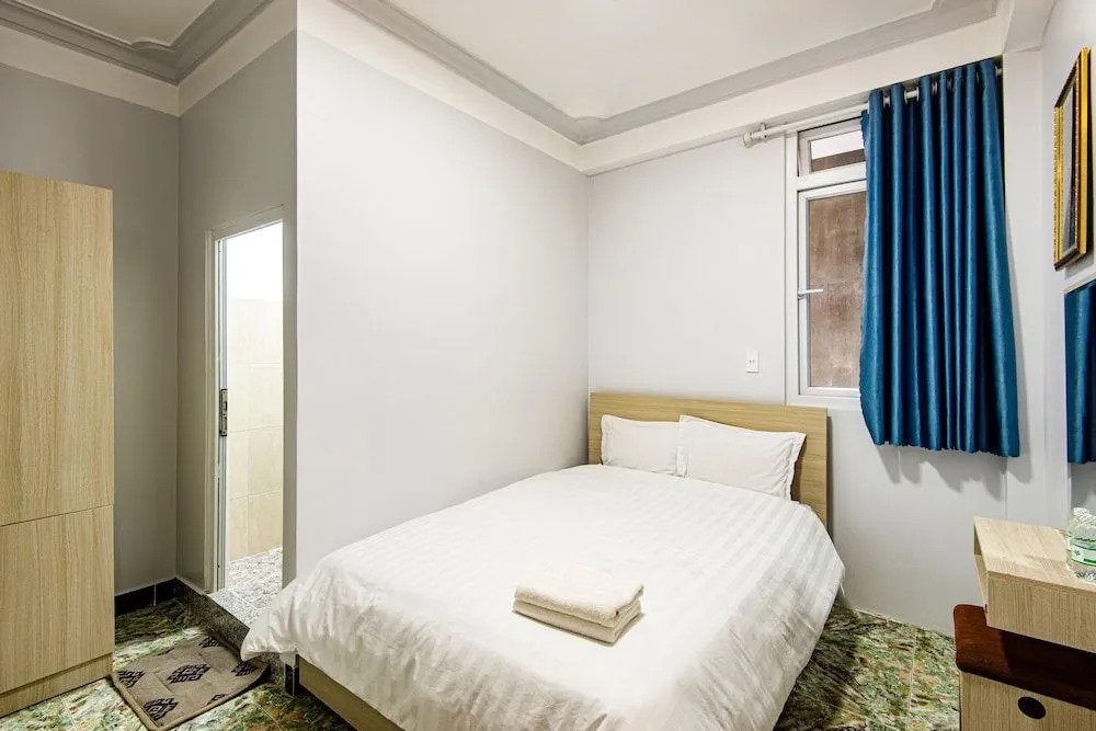 Son Hung Hotel
