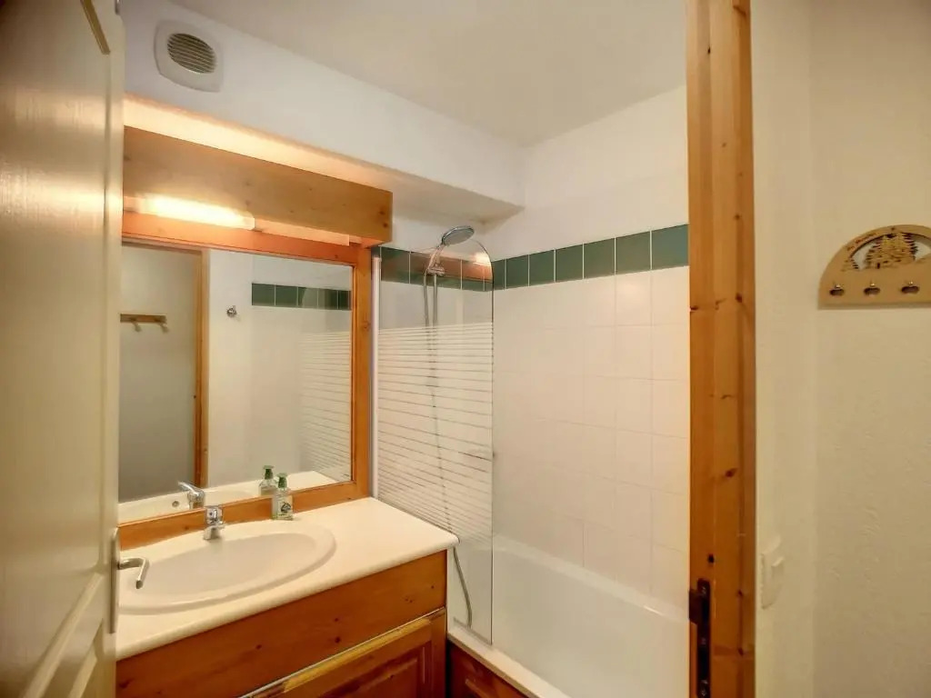 Appartement Les Menuires, 3 pièces, 6 personnes - FR-1-178-166