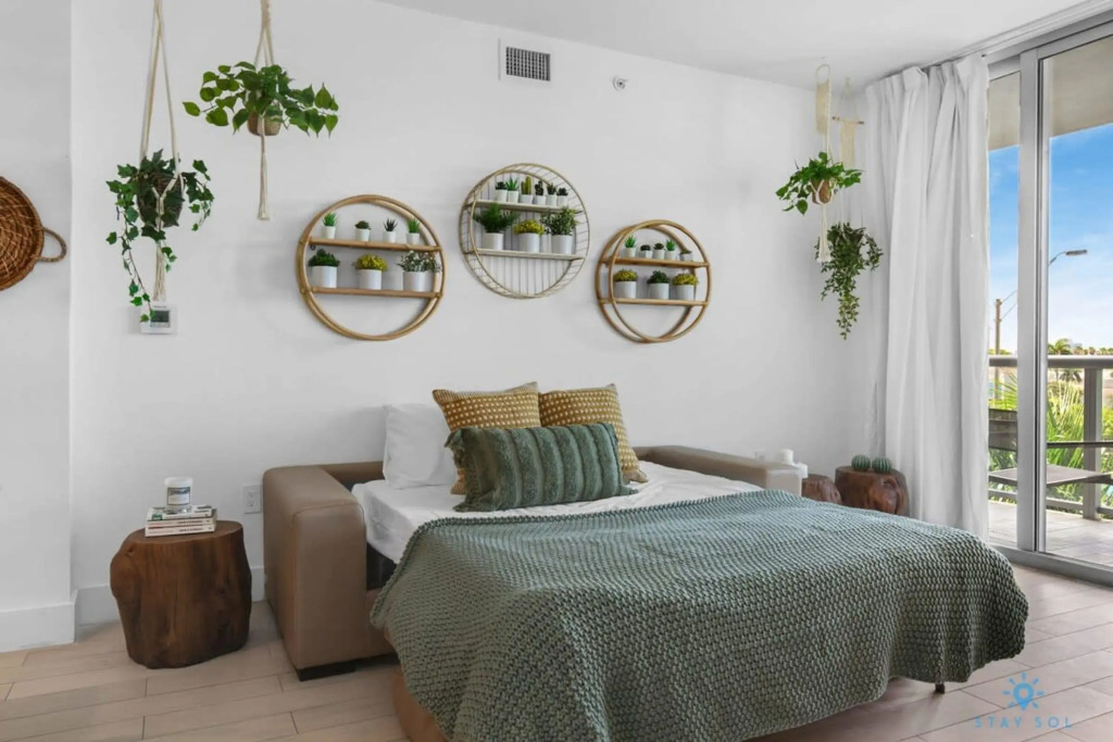 Tropical Apartment w/Balcony|Pool|Up To 4+ Gym
