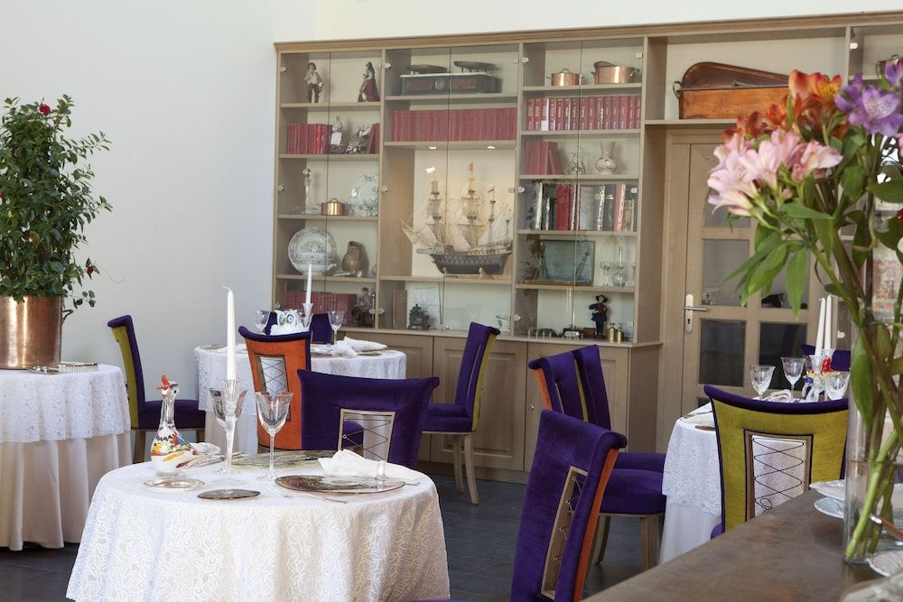 Logis hôtel Ô en Couleur