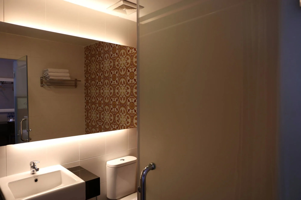 The Grand Jade Hotel