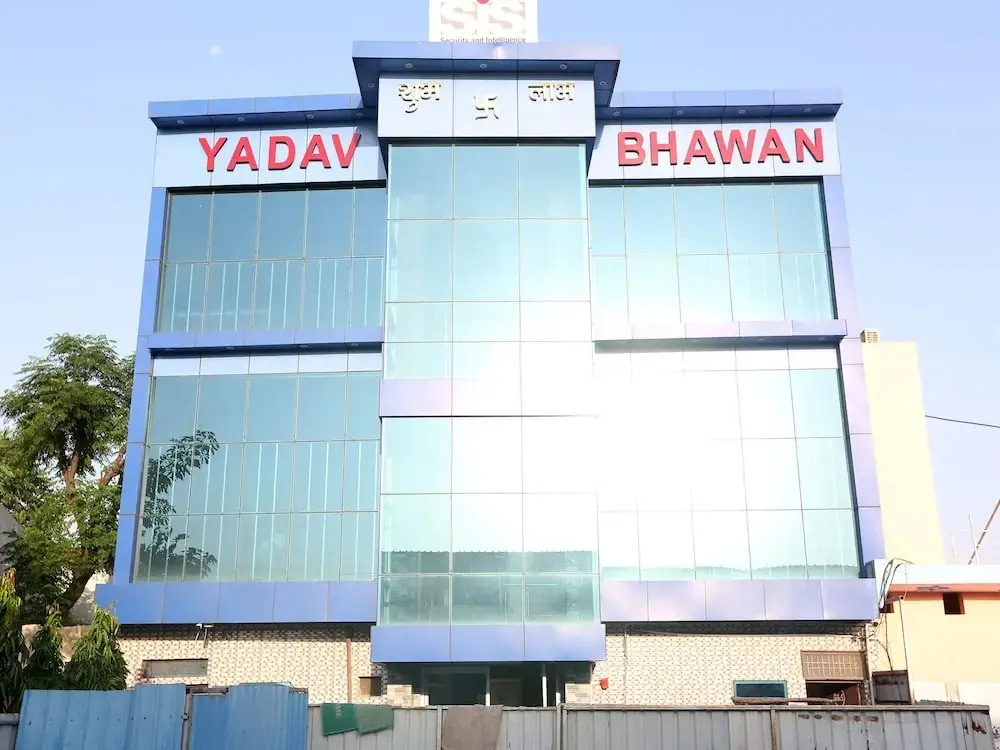 Yadav Hotel By OYO Rooms