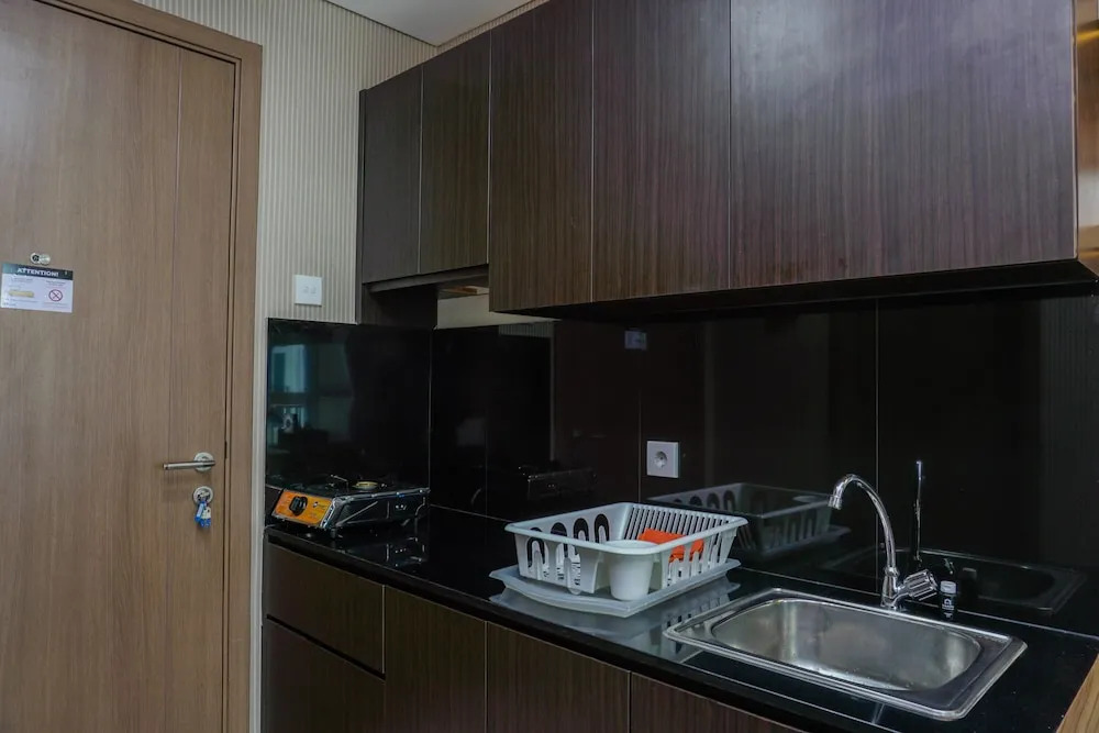 Cozy Studio Apartment at Puri Orchard Near Shopping Mall