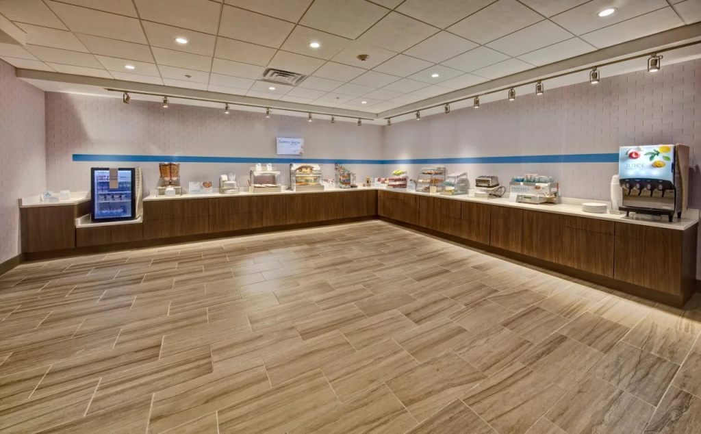 Holiday Inn Express Louisville Airport Expo Center by IHG