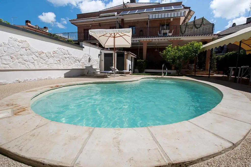 VILLA IARA