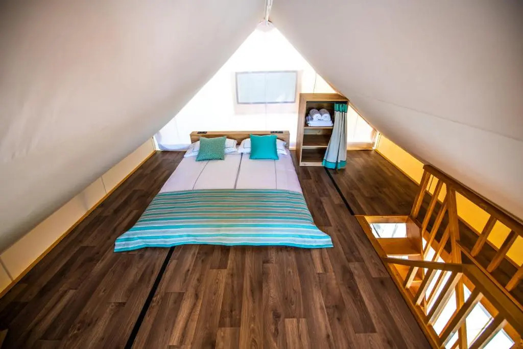 Arena One 99 Glamping