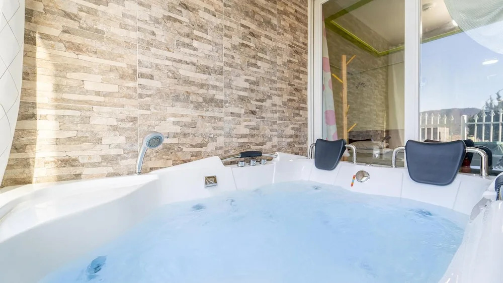 Ganghwa the Starspa Pension