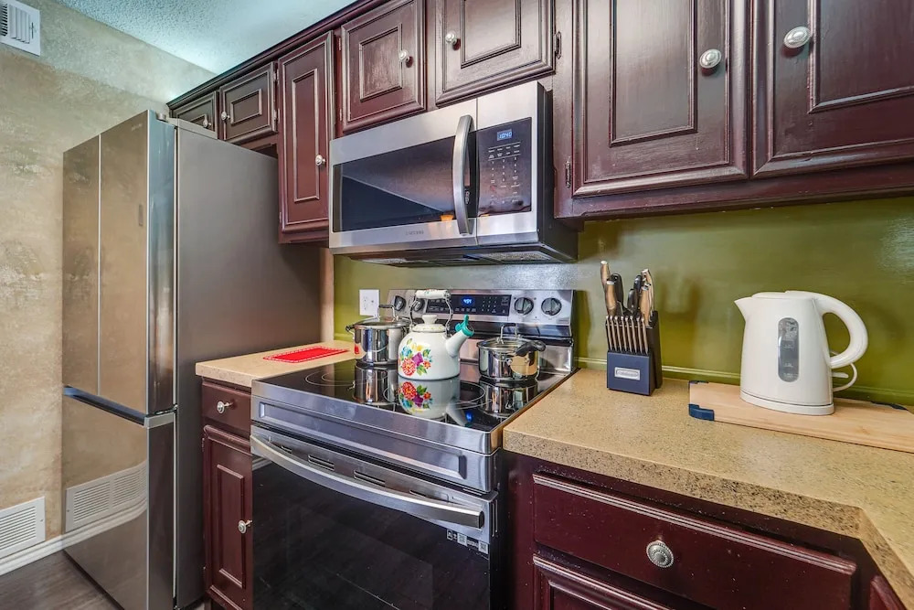 Updated Lubbock Vacation Rental With Yard!