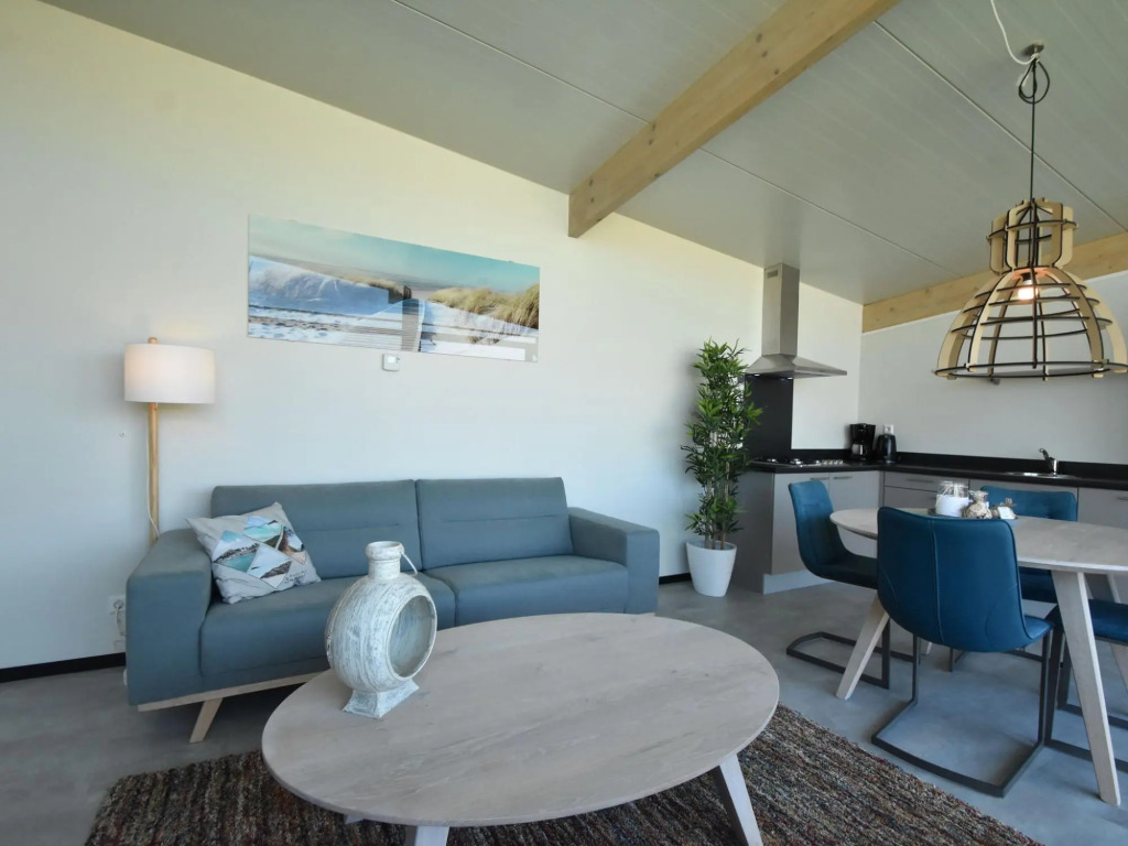 Lovely Holiday Home in Callantsoog near Forest