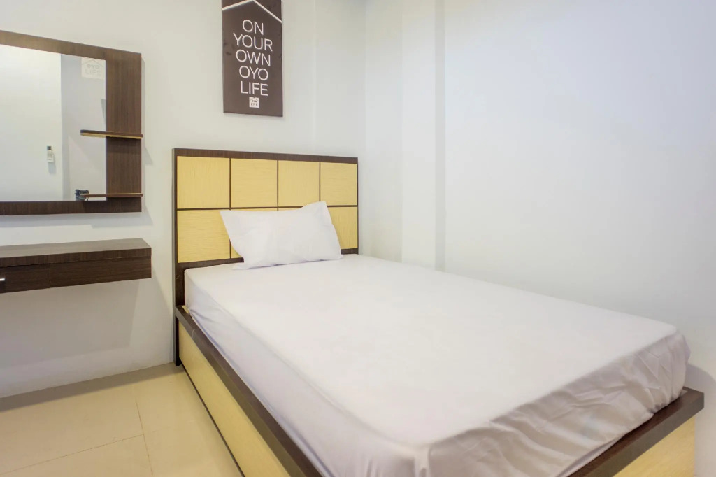 Rose House by OYO Rooms