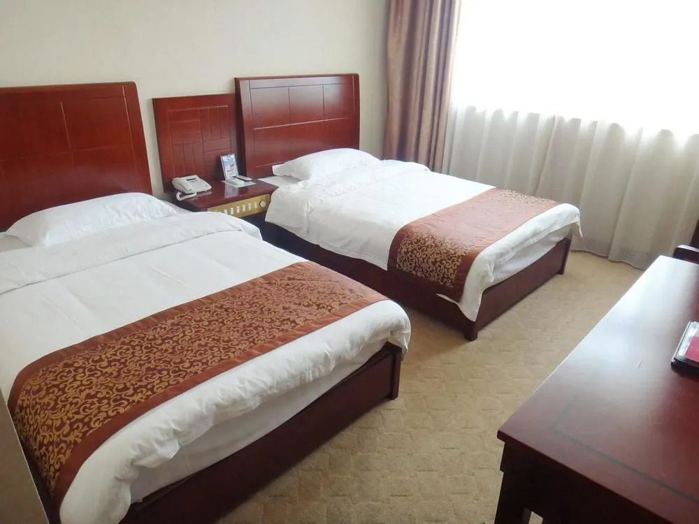 Kunming Guofang Hotel